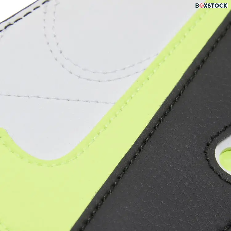 Nike Icon Air Max 90 Card Wallet 'Neon' White Spring/Summer 2024