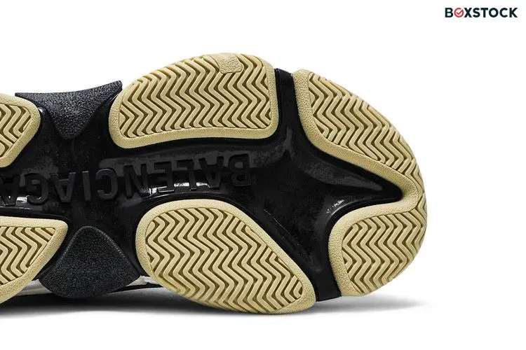 Balenciaga Wmns Triple S Sneaker 'Black Red'