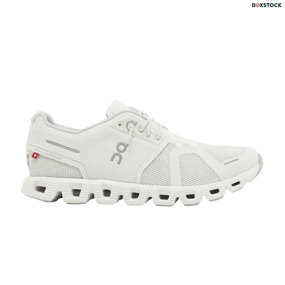 on ON Wmns Cloud 5 'Ice White'