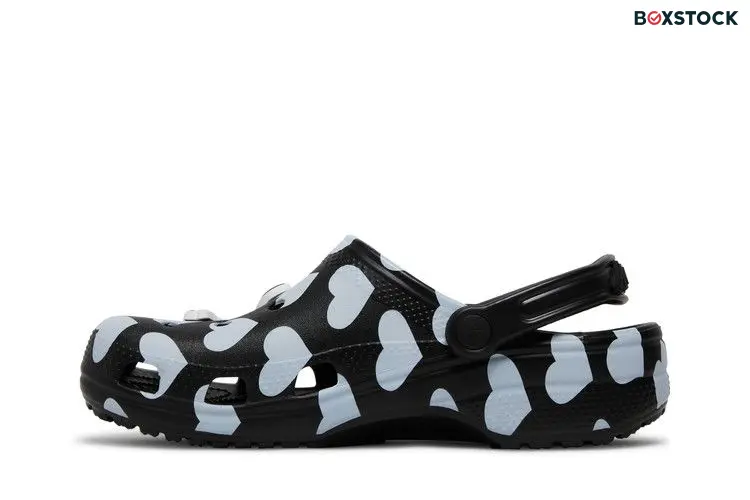 Crocs Awake NY x Classic Clog 'Home Is Where The Heart Is - Black'