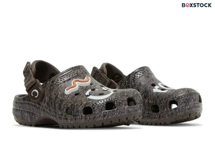 Crocs Anwar Carrots x Clog Kids 'Soil - Espresso' Black