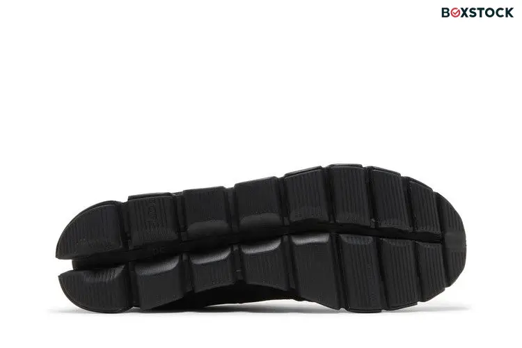 ON Cloud 5 'All Black'