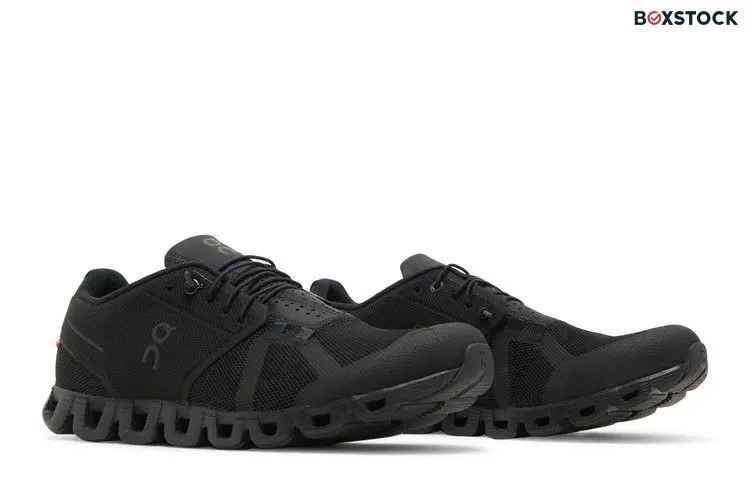 ON Cloud 5 'All Black'