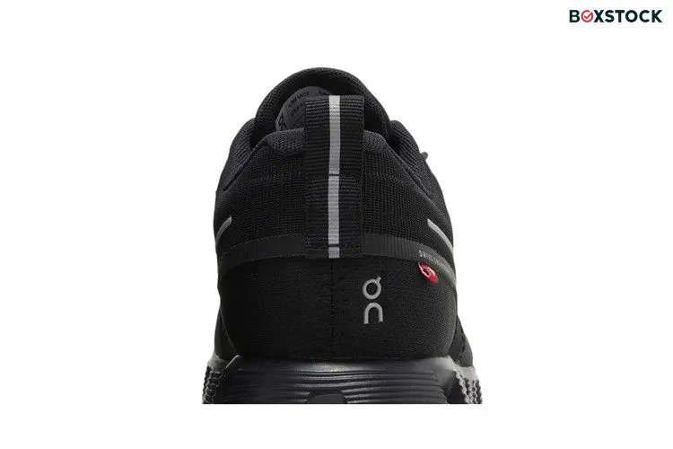 ON Wmns Cloud 5 Waterproof 'All Black'