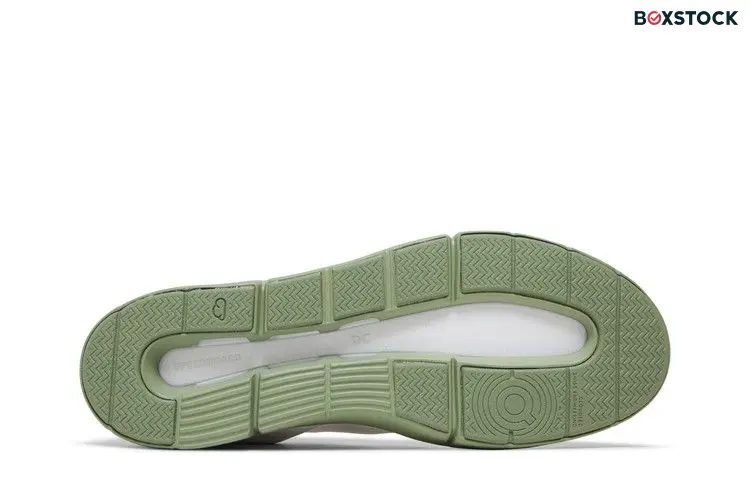 ON The Roger Advantage 'White Reseda'