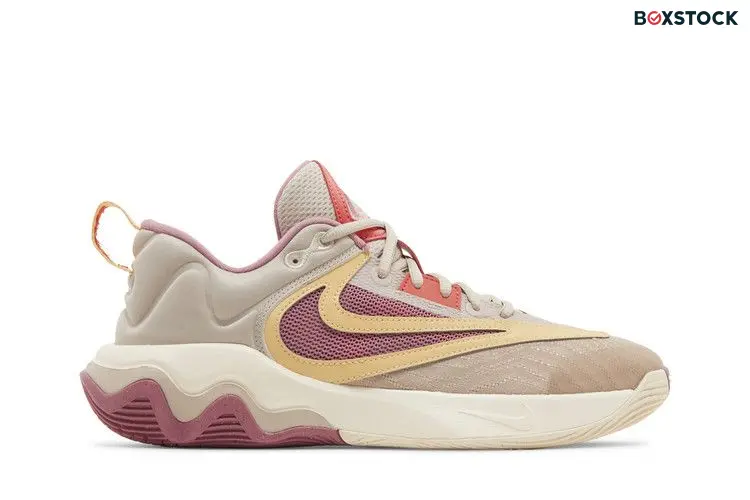 Nike Giannis Immortality 3 'Fossil Stone Celestial Gold' Purple