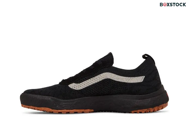 Vans UltraRange VR3 'Black Gum'