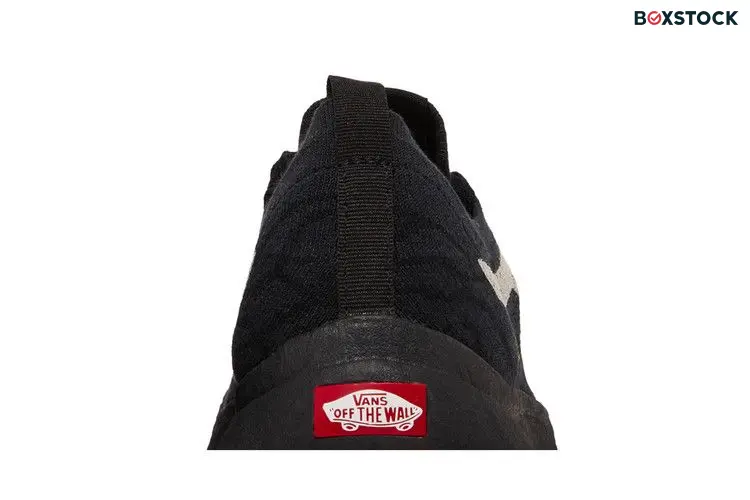 Vans UltraRange VR3 'Black Gum'