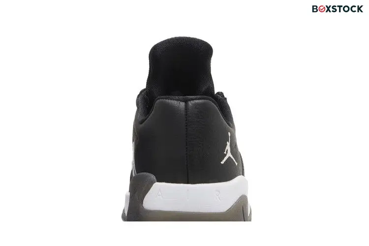 Wmns Air Jordan 11 CMFT Low 'Silver Toe' Black