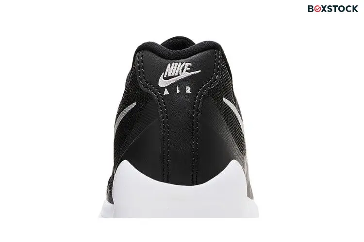 Nike Wmns Air Max Invigor 'Black Metallic Silver'