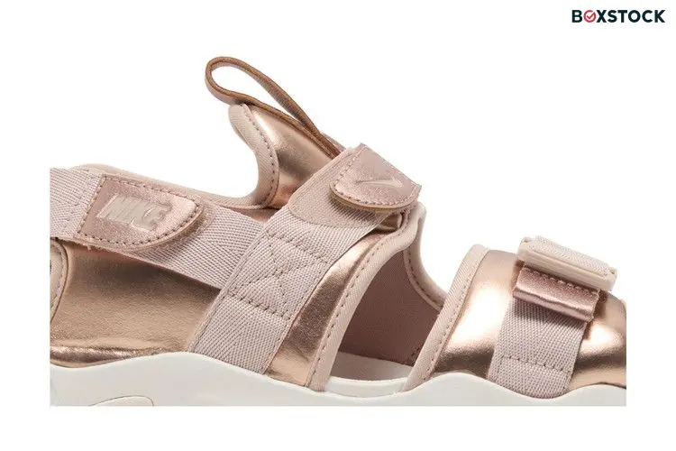 Nike Wmns Canyon Sandal 'Metallic Red Bronze' Brown
