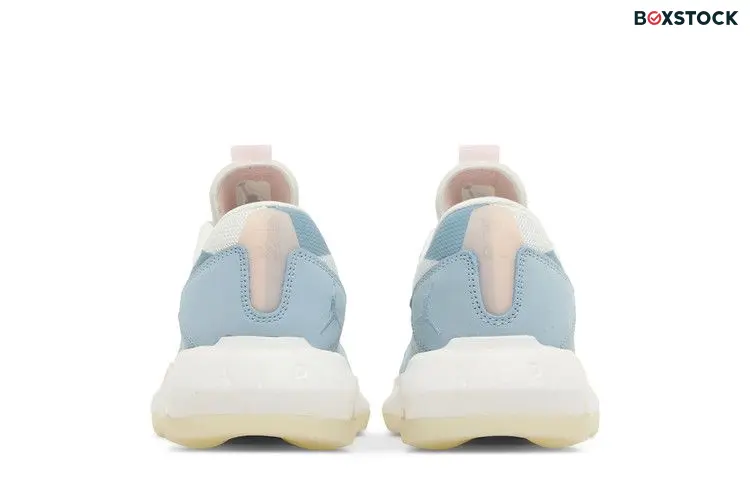 Air Jordan Wmns Jordan Air 200E 'Worn Blue' White