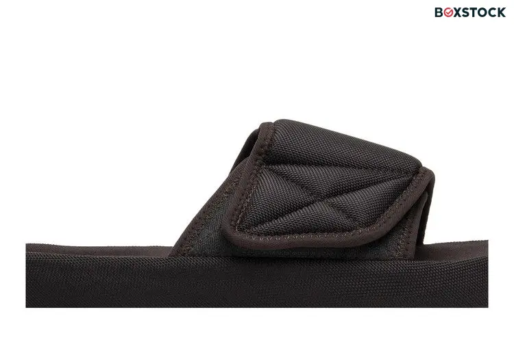 Yeezy Season 7 Nylon Slipper 'Oil' Brown