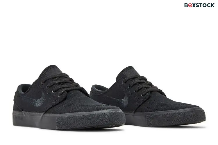 Nike Zoom Stefan Janoski Canvas RM SB 'Triple Black'