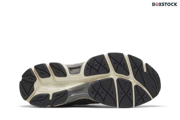 ASICS Gel-NYC Oatmeal Obsidian Grey