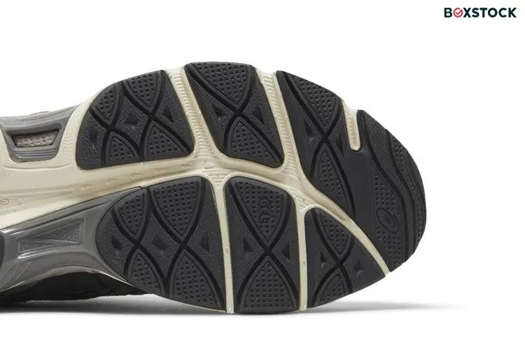 ASICS Gel-NYC Oatmeal Obsidian Grey