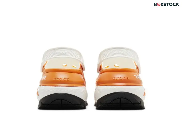 Crocs Mega Crush Clog 7-Eleven Orange