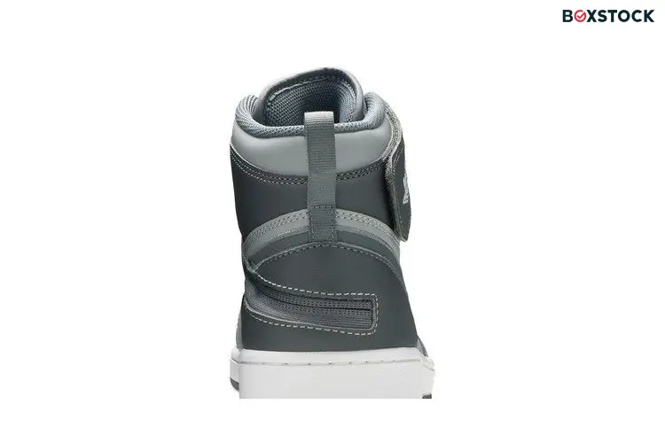 Jordan 1 High FlyEase Light Smoke Grey