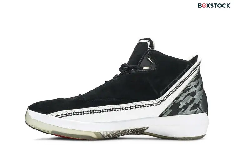 Jordan 22 OG Black White CDP (2008)