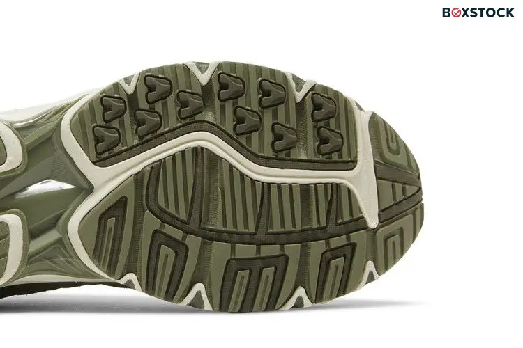 Mizuno Wave Rider 10 '97 Maharishi Fire Phoenix