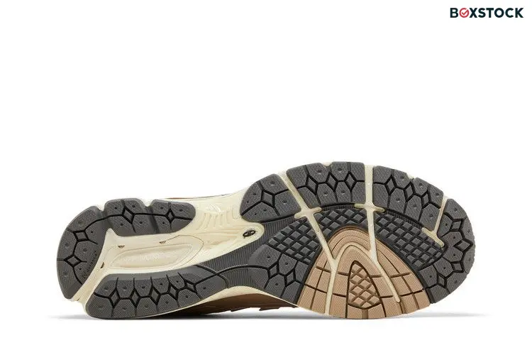 New Balance 1906R Cream Beige Vachetta