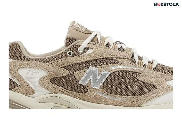 New Balance 725 Mushroom Driftwood