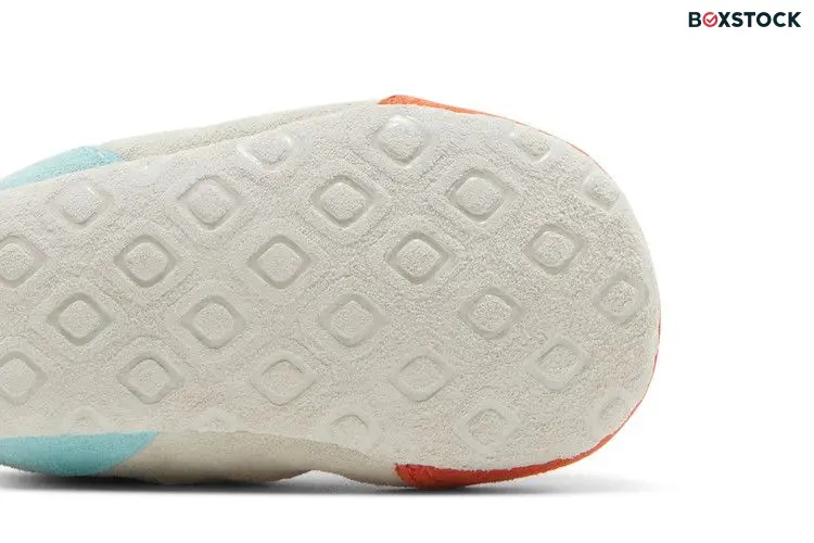 New Balance 990v4 Kith Cyclades (C)