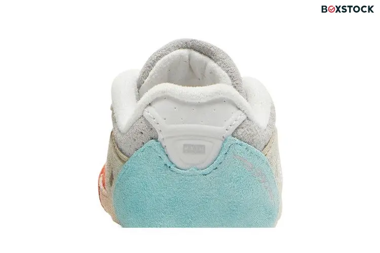 New Balance 990v4 Kith Cyclades (C)