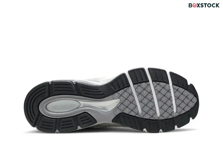 New Balance 990v4 Mint