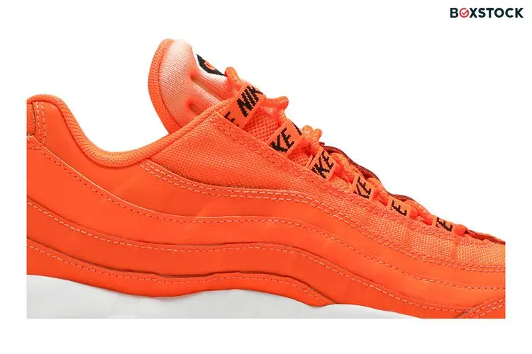Nike Air Max 95 Overbranding Total Orange
