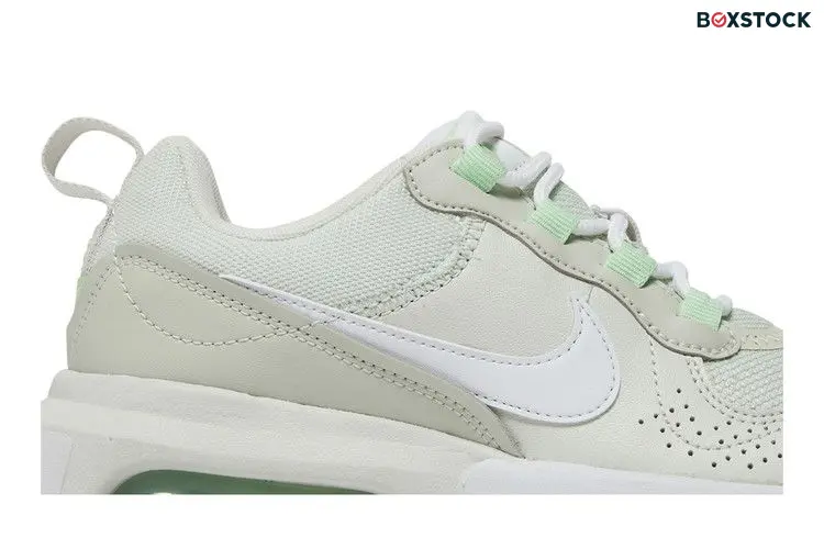 Nike Air Max Verona Spruce Aura (Women's)