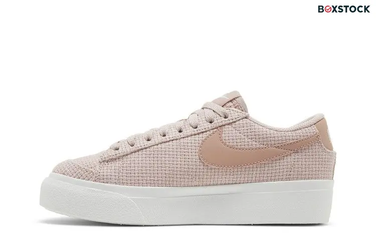 Nike Blazer Low Platform Pink Oxford Summit White Pink Oxford Rose Whisper (Women's)