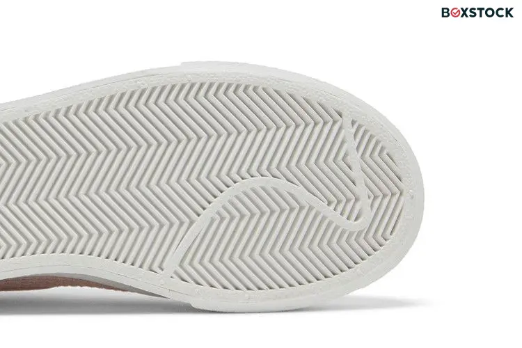 Nike Blazer Low Platform Pink Oxford Summit White Pink Oxford Rose Whisper (Women's)