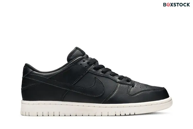 Nike Dunk Low Black/Black-White
