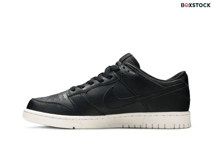Nike Dunk Low Black/Black-White