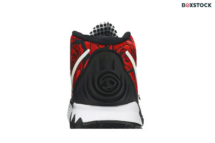 Nike Kyrie 6 Sneaker Room Mom Black