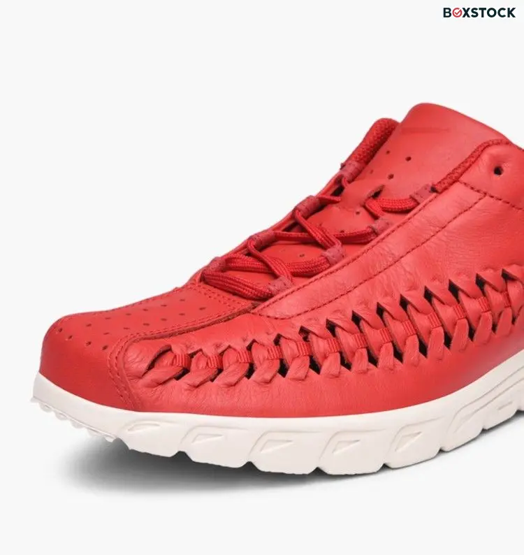 Nike Mayfly Woven Gym Red/Lt Orewood Brn-Black