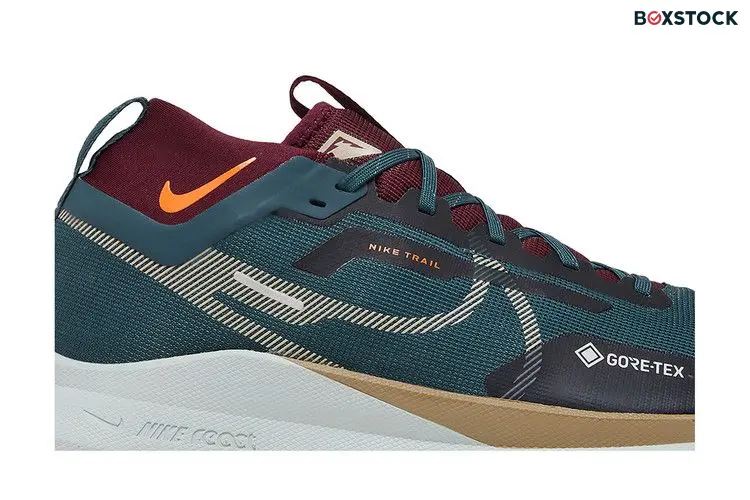 Nike React Pegasus Trail 4 Gore-Tex Deep Jungle Night Maroon