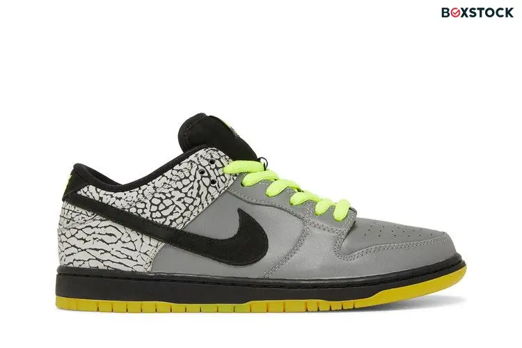 Nike SB Dunk Low DJ Clark Kent x Primitive 112