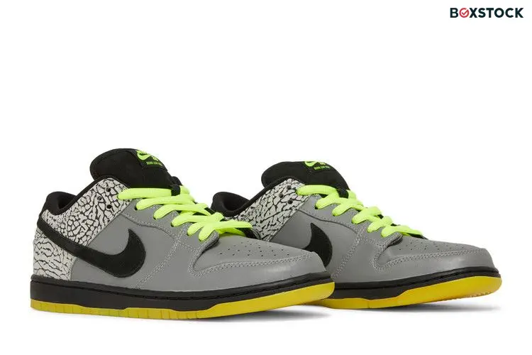 Nike SB Dunk Low DJ Clark Kent x Primitive 112