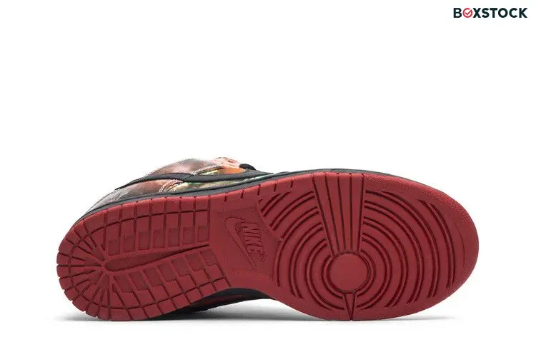 Nike SB Dunk Low Pushead 1