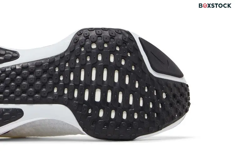 Nike ZoomX Invincible Run 3 White Vivid Purple (Women's)