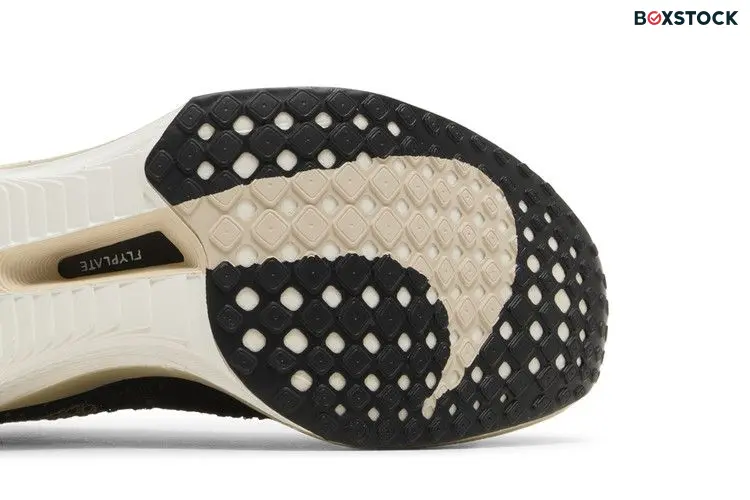 Nike ZoomX Vaporfly 3 Black Metallic Gold Grain (Women's)