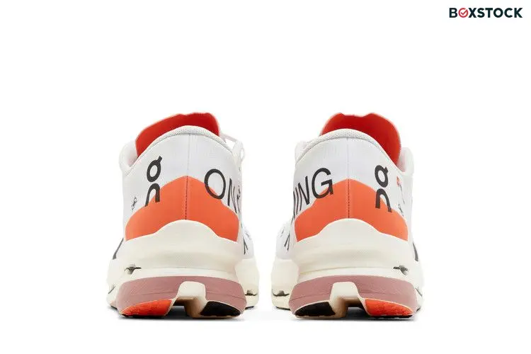 On Running Cloudboom Echo 3 White Flame