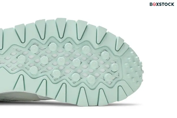 Reebok Classic Leather Legacy Hot Ones