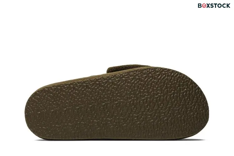 Yeezy Fleece Slide Season 7 Trench