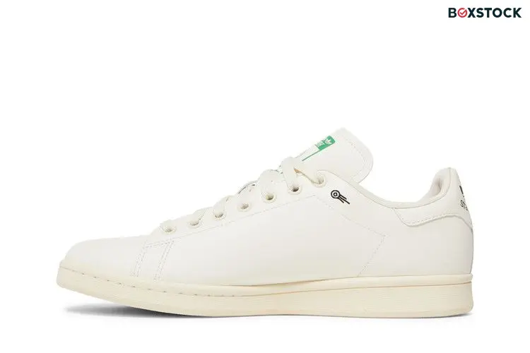adidas Stan Smith AndrÃ© Saraiva The World Needs Love
