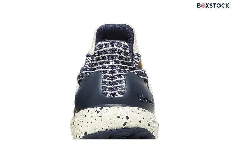 adidas Ultra Boost 5.0 DNA Shadow Navy Pulse Blue